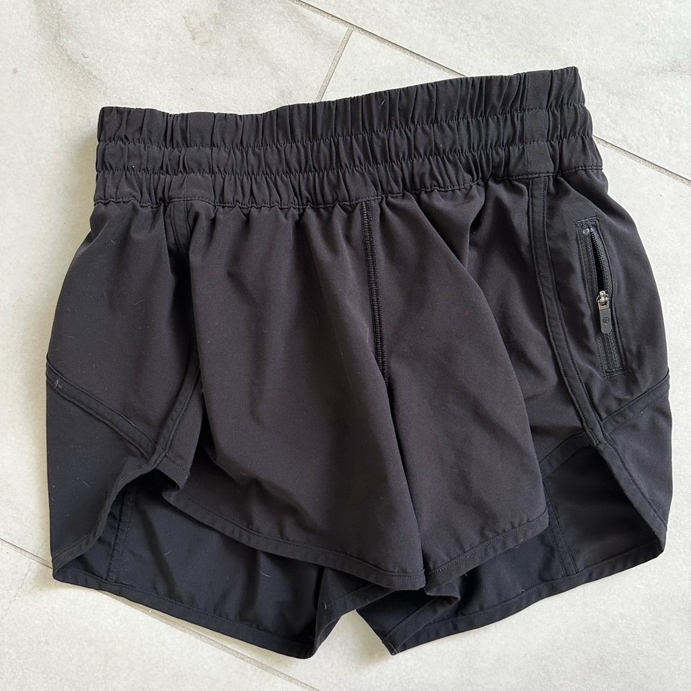 Lululemon black jogging shorts